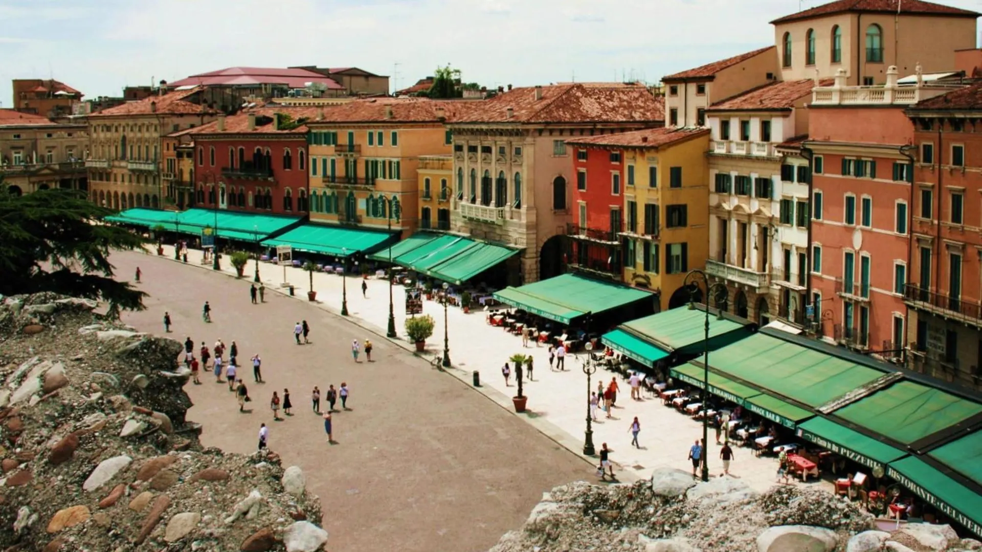 Roselyn Apartment By Holiday World Verona Italy