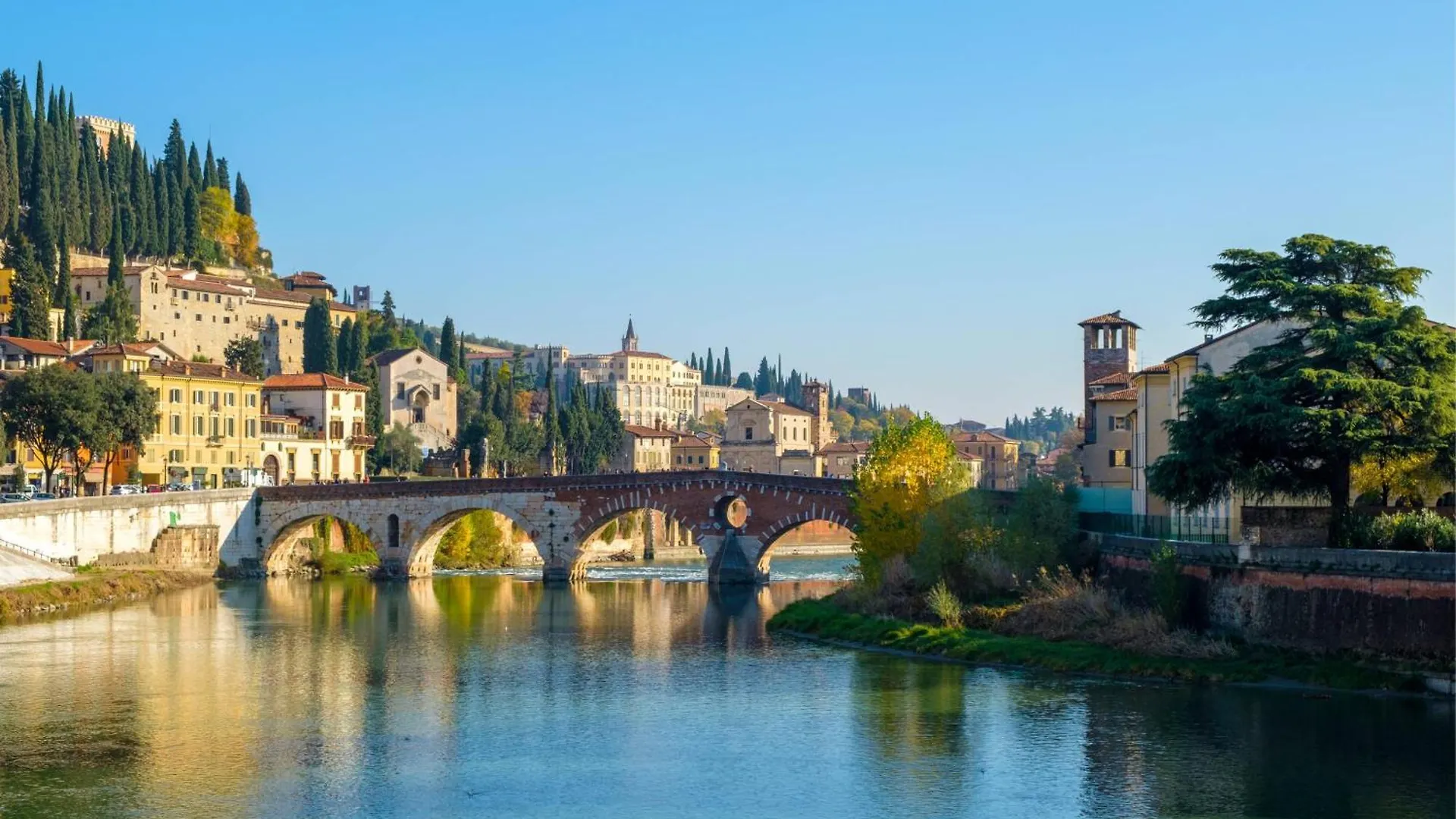 Roselyn Apartment By Holiday World Verona Italy